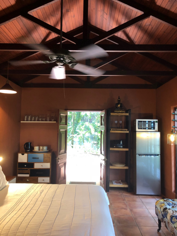Holiday Hut